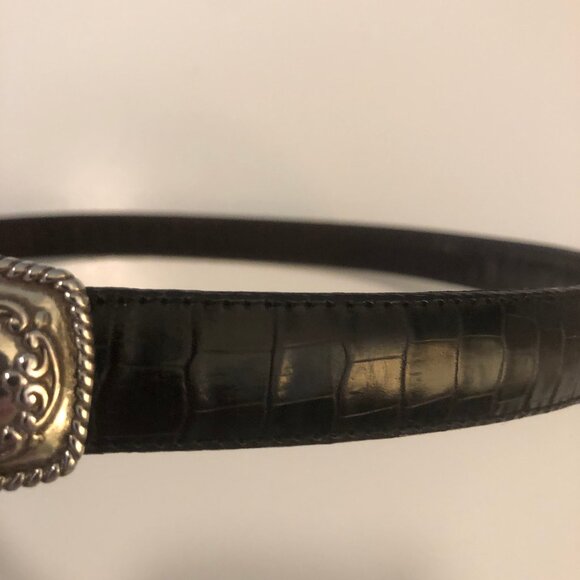 Vintage-Inspired Black Croc Embossed Leather Belt with Ornate Silver Buckle - Picture 3 of 6